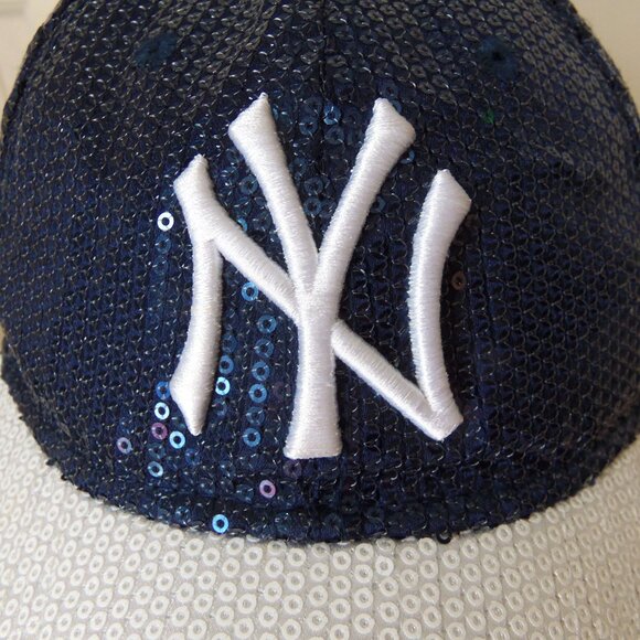 Victoria's Secret Pink New York Yankees Sequin Baseball Cap - Picture 9 of 15